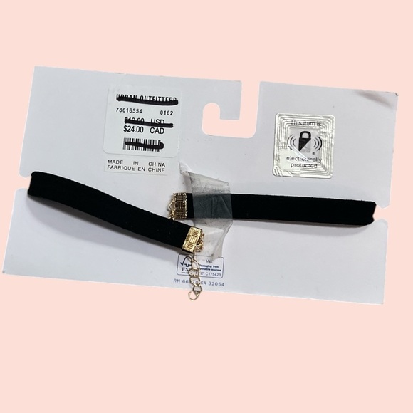 Urban Outfitters Lot of 2 Black Choker Necklace - Picture 4 of 6